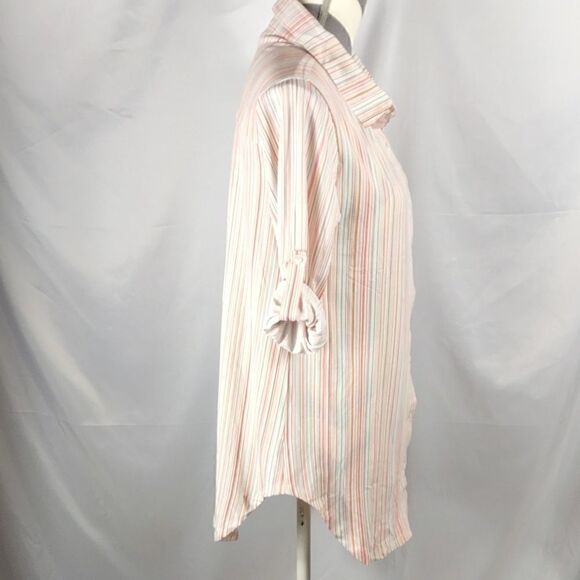 LuLaRoe "Valuntina" Top   - Picture 4 of 9